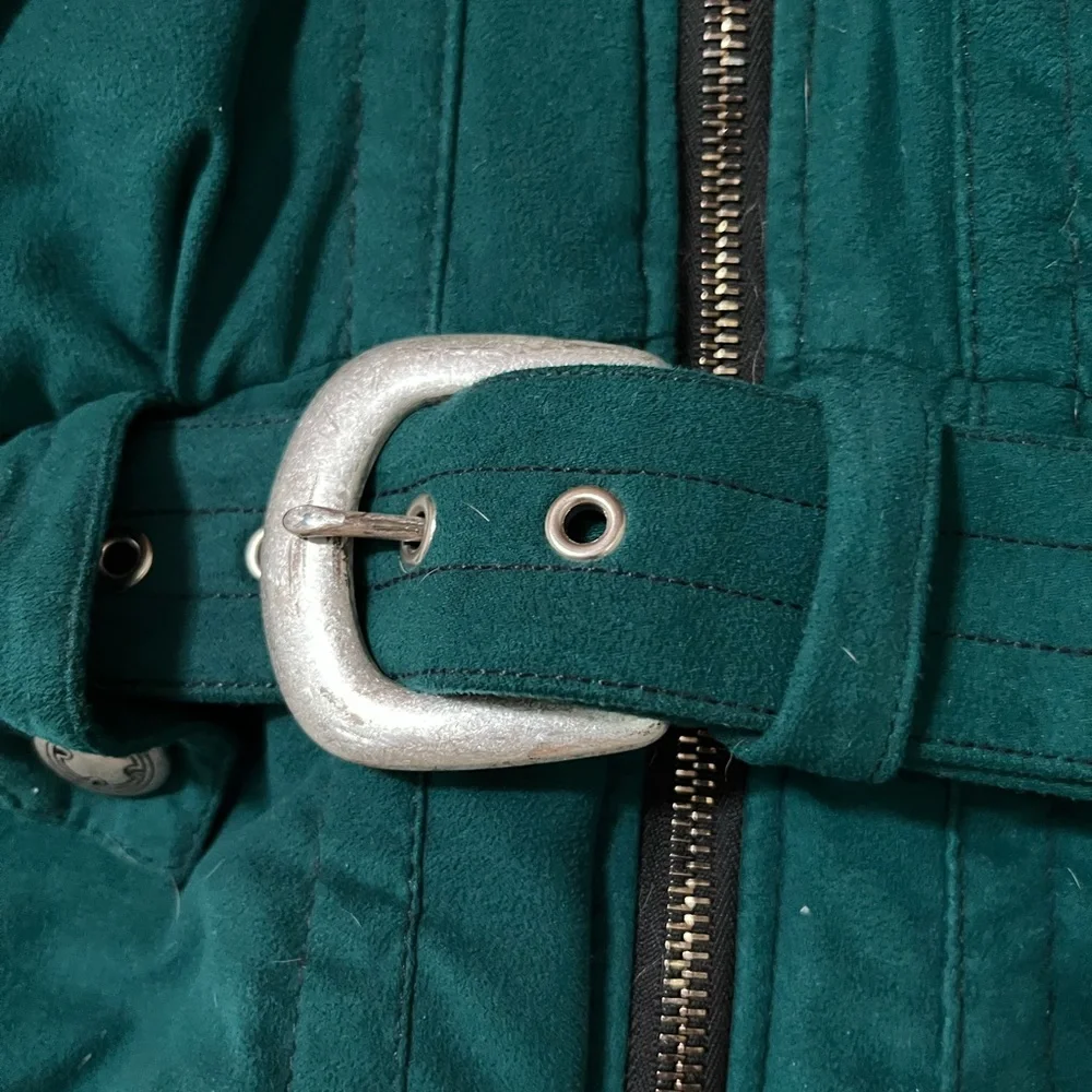 Nils Puffer Jacket with hood and belt - Picture 3 of 9